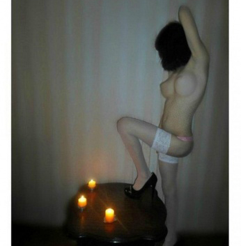 💋 Мои услуги включают все, что нужно для полного удовлетворения твоих желаний: классический секс, оральный секс, эротический массаж и многое другое. Я открыта для экспериментов и готова пойти на встречу твоим фантазиям.
🌟 В моих руках ты почувствуешь настоящую страсть, нежность и внимание. Я умею слушать и понимать, поэтому ты сможешь полностью расслабиться и насладиться нашей встречей.
📷 Мои фотографии настоящие, и за ними скрывается молодая и соблазнительная красотка, которая готова показать тебе все свои прелести и возбуждающие формы.
🌃 Живу в Москве, где ты сможешь пригласить меня к себе или в гостиницу, чтобы насладиться нашим с тобой личным вечером.
💌 Мои клиенты говорят, что мое обаяние и прекрасное понимание сделали встречу с ними недоступной для забвения. Так что, не упусти свой шанс провести незабываемое время в моей компании. Жду твоего звонка! 💕 Женя